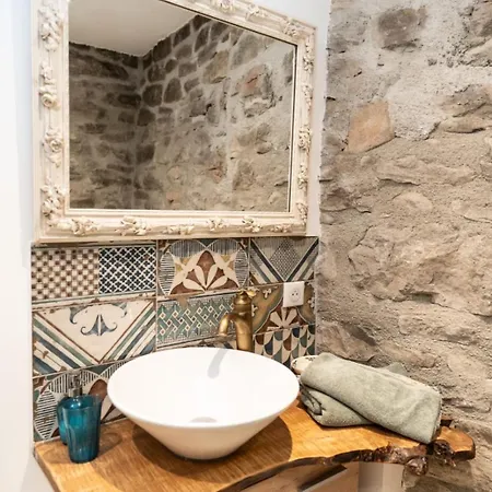 Petite Maison Pleine Nature Hébergement de vacances *
